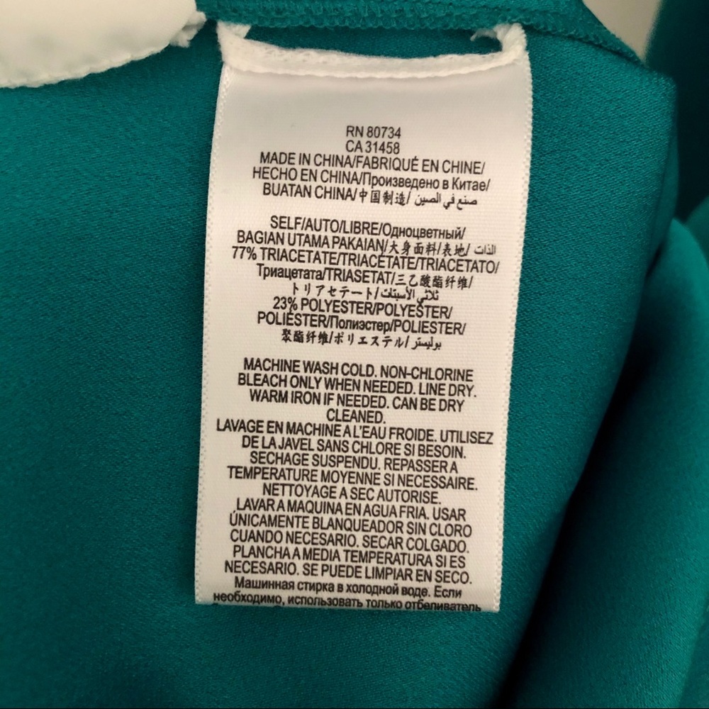 BCBGMAXAZRIA Flutter Sleeve Dress - Picture 4 of 4